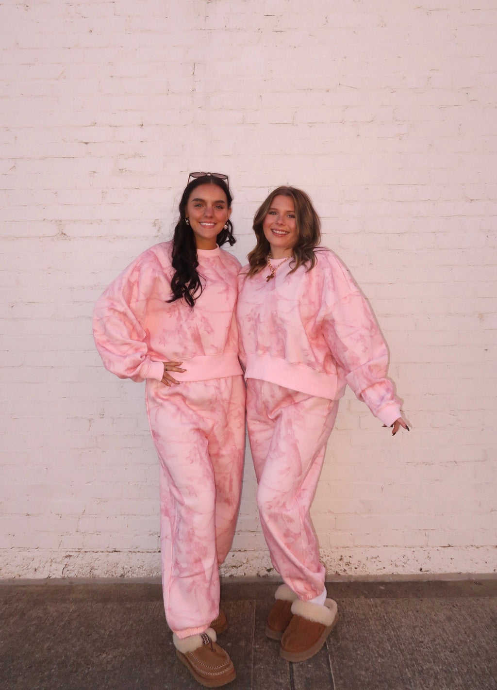 PINK CAMO SWEATSHIRT