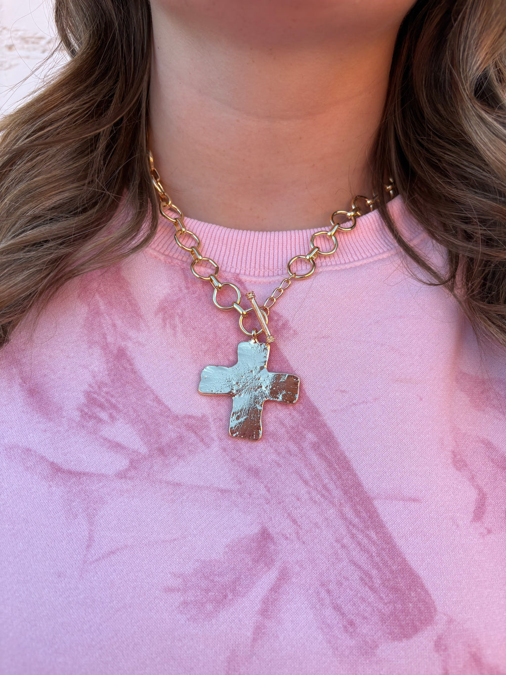 HAMMERED CROSS NECKLACE