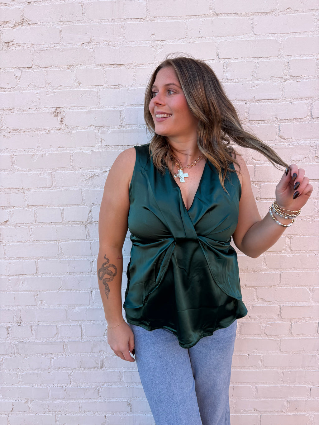 EMERALD TWIST SATIN TOP